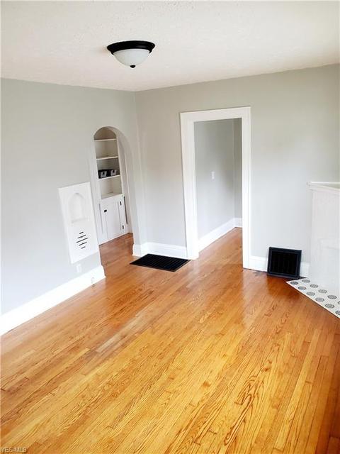 114 Euclid St, Elyria, OH 44035 photo 12