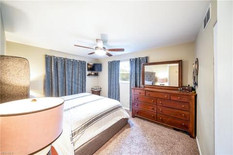2885 Saint Clair Dr, Copley, OH 44321 photo 11