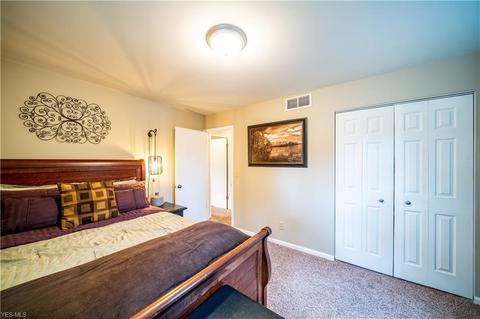 2885 Saint Clair Dr, Copley, OH 44321 photo 9