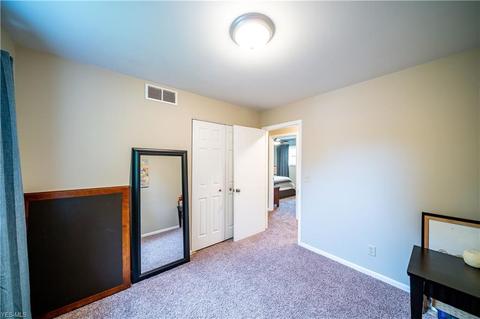 2885 Saint Clair Dr, Copley, OH 44321 photo 15