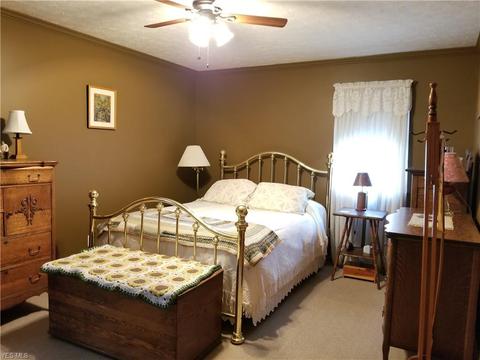 236 E Wisconsin Ave, Sebring, OH 44672 photo 13