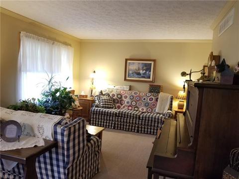 236 E Wisconsin Ave, Sebring, OH 44672 photo 11