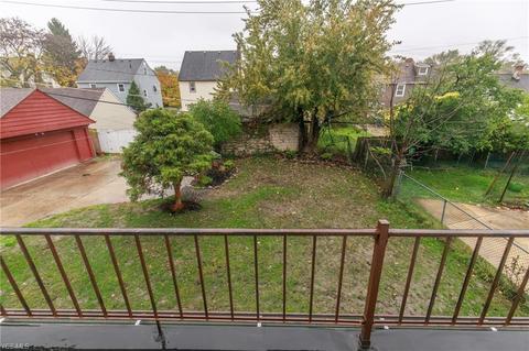 9229 Elsmere Dr, Parma, OH 44130 photo 25
