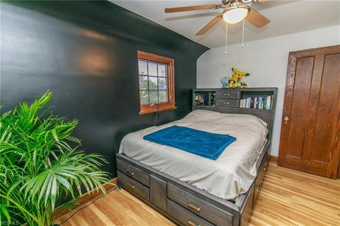 9229 Elsmere Dr, Parma, OH 44130 photo 19