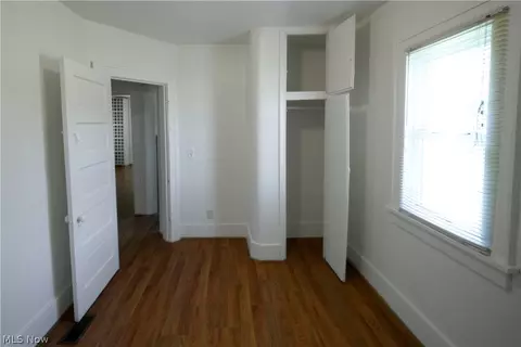 2116 E 28th St, Lorain, OH 44055 photo 8
