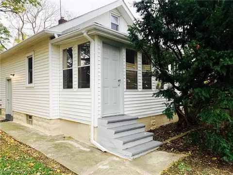 2116 E 28th St, Lorain, OH 44055 photo 1