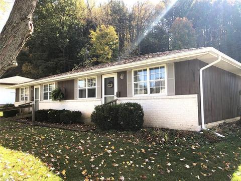 405 Libby St, Minerva, OH 44657 photo 2