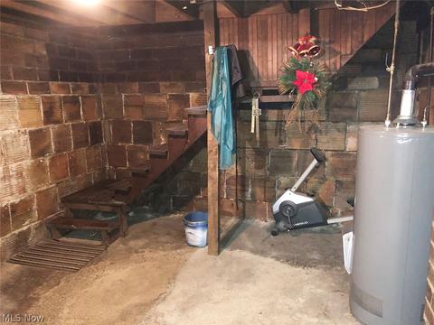 326 Jackson St, Minerva, OH 44657 photo 8