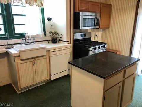 4218 Valleyview Blvd, Ashtabula, OH 44004 photo 3
