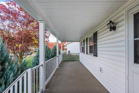 1635 Creighton Ave, Akron, OH 44310 photo 3