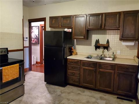 1731 Columbus Ave, Ashtabula, OH 44004 photo 18