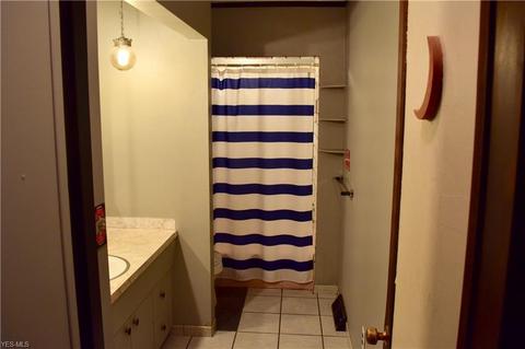 1304 Mount Vernon Ave, Akron, OH 44310 photo 15