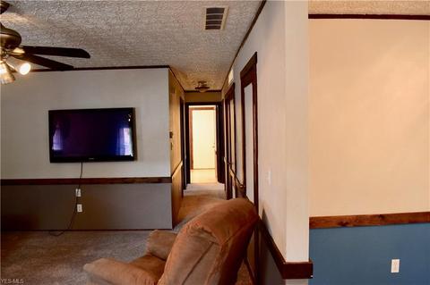 1304 Mount Vernon Ave, Akron, OH 44310 photo 7