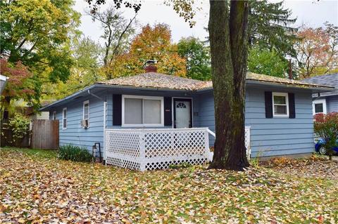 1304 Mount Vernon Ave, Akron, OH 44310 photo 2