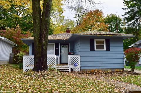 1304 Mount Vernon Ave, Akron, OH 44310 photo 1