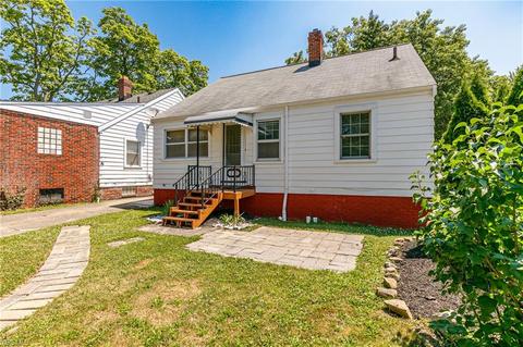 858 E 250 St, Euclid, OH 44132 photo 20