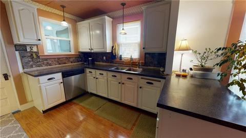 34 Eagle St, Madison, OH 44057 photo 3