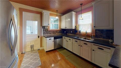 34 Eagle St, Madison, OH 44057 photo 4