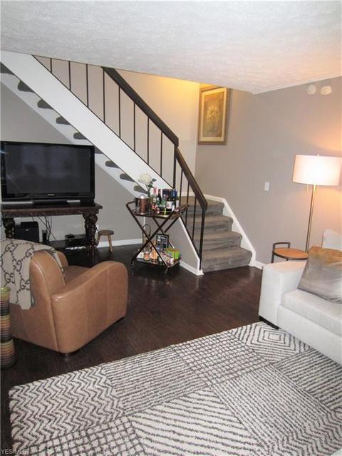 37 Valley Forge Ln, Elyria, OH 44035 photo 11