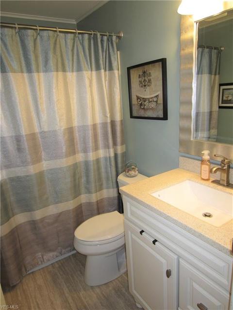 37 Valley Forge Ln, Elyria, OH 44035 photo 15