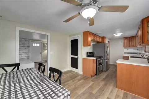 42551 Griswold Rd, Elyria, OH 44035 photo 11