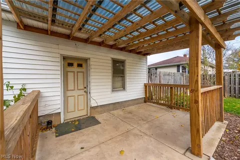 42551 Griswold Rd, Elyria, OH 44035 photo 17