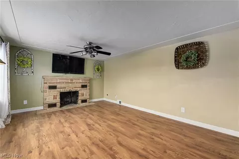 42551 Griswold Rd, Elyria, OH 44035 photo 7