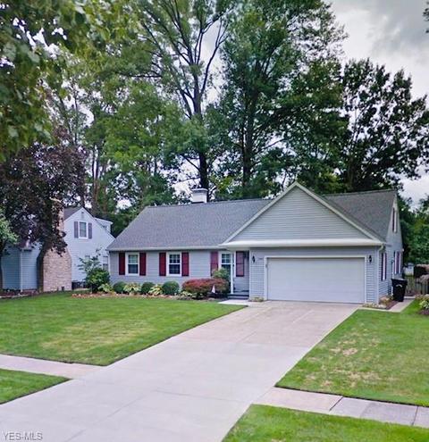 329 Vassar Ave, Elyria, OH 44035 photo 1