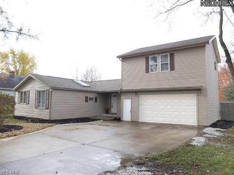 498 Edith Ave, Akron, OH 44312 photo 2