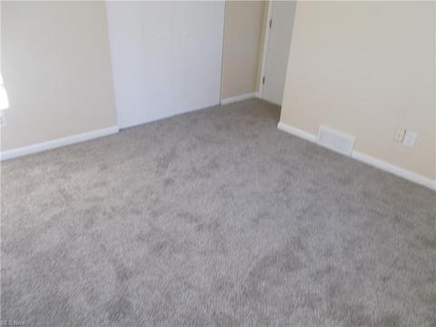 425 Longfellow St, Elyria, OH 44035 photo 19