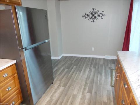 425 Longfellow St, Elyria, OH 44035 photo 24