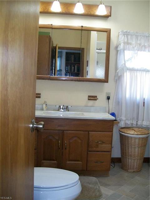24 S River St, Wakeman, OH 44889 photo 12