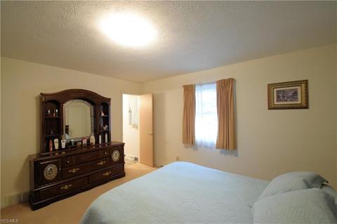 2772 Burden Dr, Parma, OH 44134 photo 25