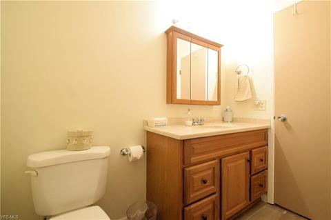 2772 Burden Dr, Parma, OH 44134 photo 22