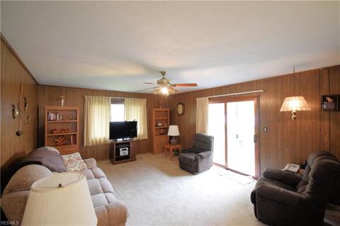 2772 Burden Dr, Parma, OH 44134 photo 12