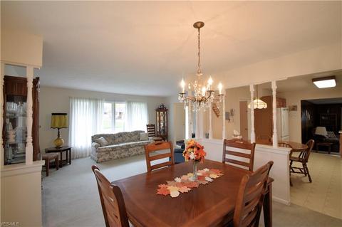 2772 Burden Dr, Parma, OH 44134 photo 8