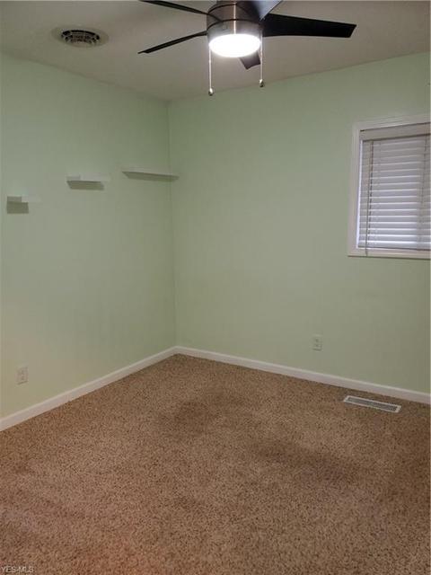 4676 Willowbrook Dr, Mentor, OH 44060 photo 8
