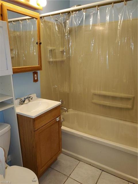 4676 Willowbrook Dr, Mentor, OH 44060 photo 11