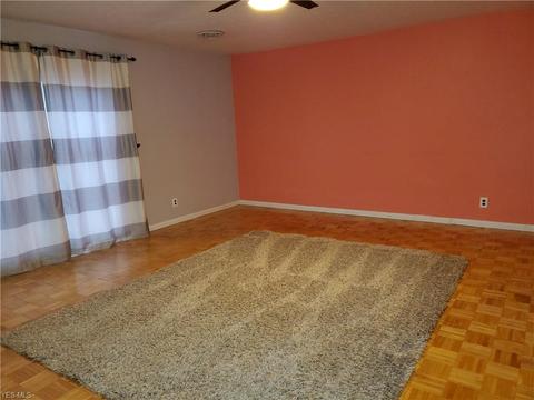 4676 Willowbrook Dr, Mentor, OH 44060 photo 15