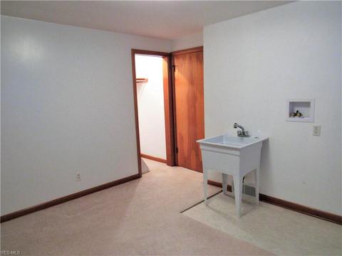 617 E Shaffer, Dover, OH 44622 photo 17