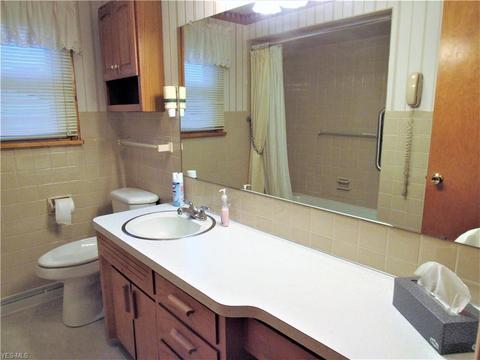 617 E Shaffer, Dover, OH 44622 photo 20