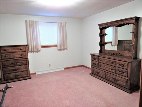 617 E Shaffer, Dover, OH 44622 photo 15