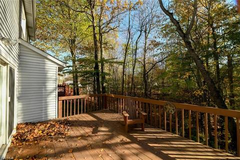 12300 Lyndway Dr, Valley View, OH 44125 photo 29