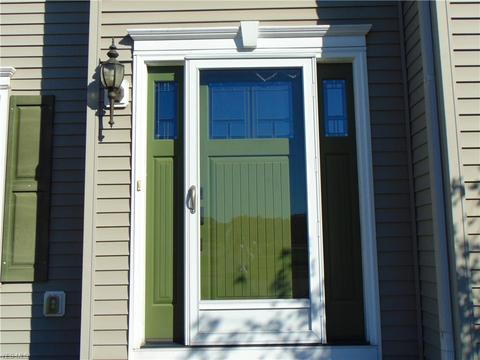 3982 Randolph Dr, Lorain, OH 44053 photo 3