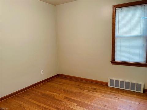 1802 Rockefeller Rd, Wickliffe, OH 44092 photo 15