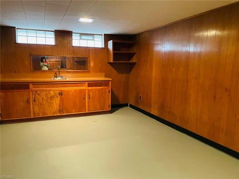 1802 Rockefeller Rd, Wickliffe, OH 44092 photo 8