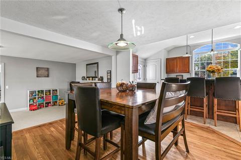 1545 E 300th St, Wickliffe, OH 44092 photo 11