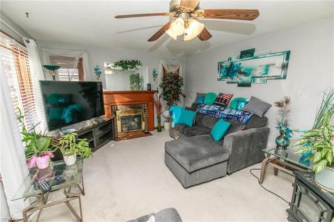 242 Cornell Ave, Elyria, OH 44035 photo 2