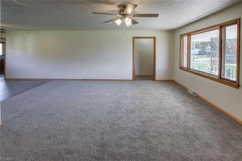 2035 E 37th St, Lorain, OH 44055 photo 10