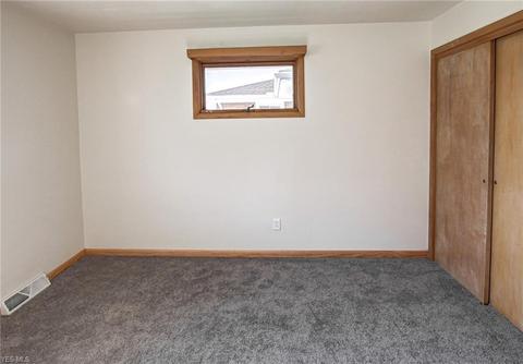 2035 E 37th St, Lorain, OH 44055 photo 18